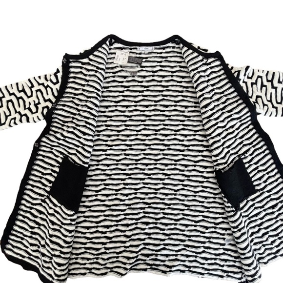 Sioni black and white graphic knit cardigan size L NWT - Picture 4 of 15